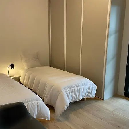 Bellevue, Neuve, 6 Pax, Pisc. Chauffée Villa