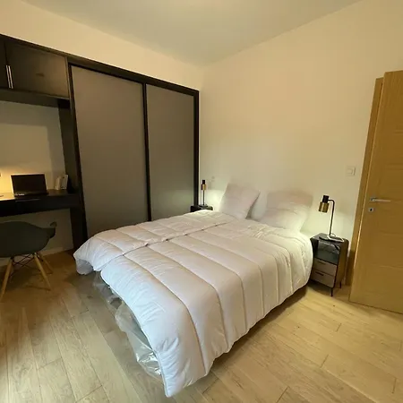 Bellevue, Neuve, 6 Pax, Pisc. Chauffee Brando