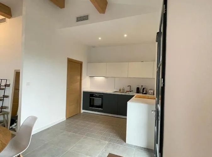 Bellevue, Neuve, 6 Pax, Pisc. Chauffée Villa Brando